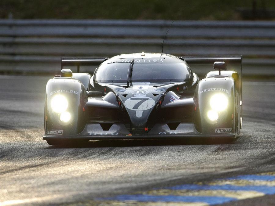  Bentley Speed 8 2003 года  (фото 8 из 18)